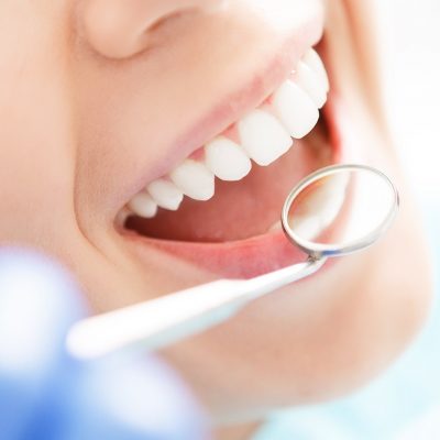 dentiste-implantologie-parodontologie